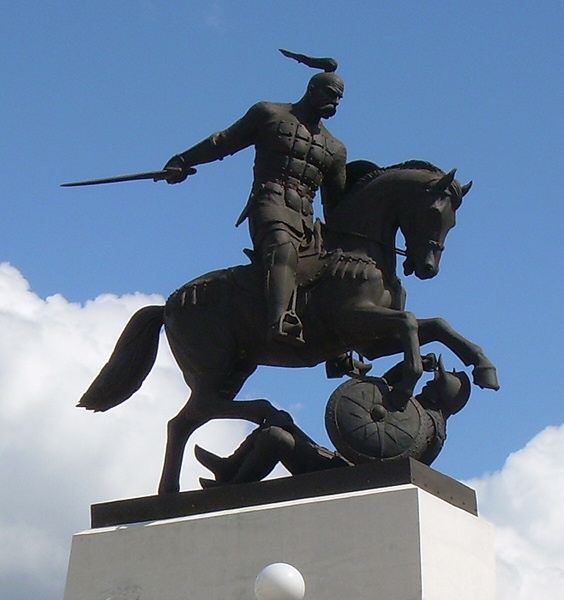 Statue Dei Sette Capi Degli Ungheresi Sul Quadrato Di Eroi a