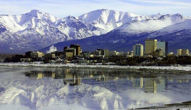 Veduta di Aleksandrovsk, la maggiore citt dell'Alaska