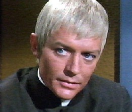 Il comandante Ed Straker